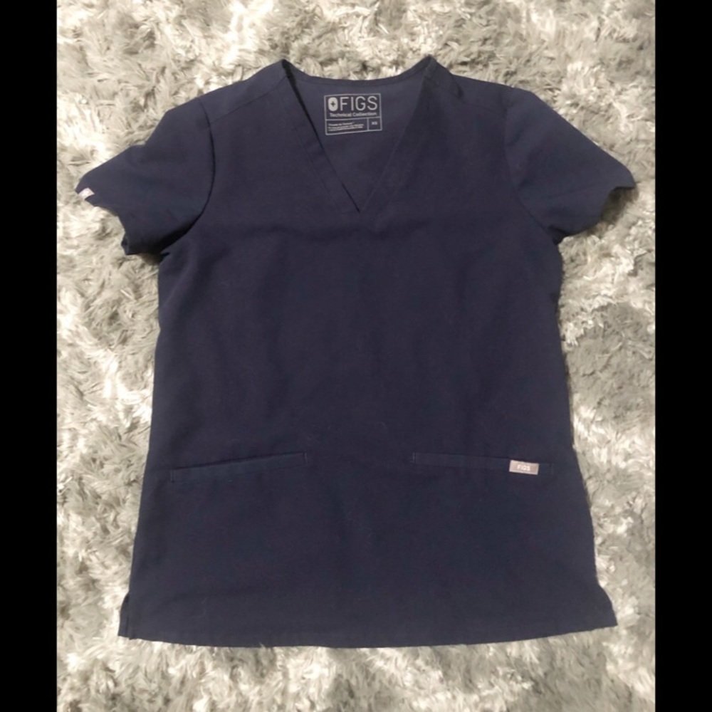 FIGS scrub top & pants